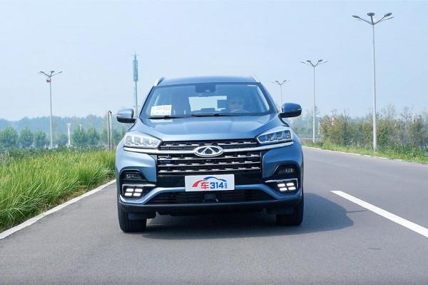 試駕瑞虎8鯤鵬版:動力感受足夠讓人驚喜 細節設計也沒落下 試駕瑞虎8鯤鵬版:動力感受足夠讓人驚喜 細節設計也沒落下