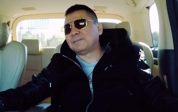 7位娛圈好女婿：師小紅照顧聾啞岳父母，鄧超給岳母介紹老伴兒