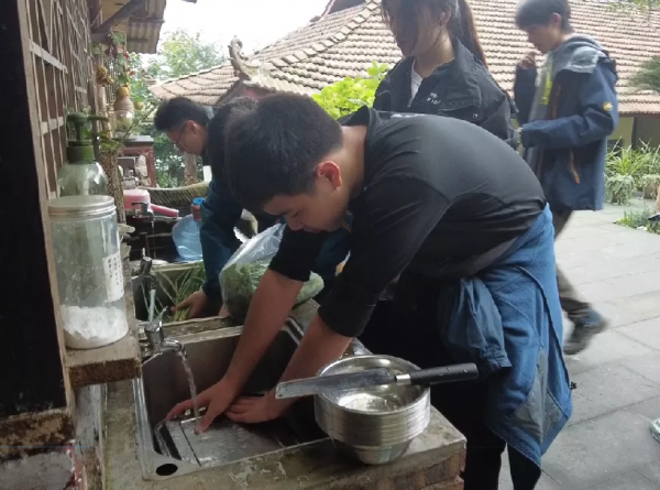 萬眾期待的徒步迴歸啦,火鍋、牛肉麵...這次的伙食有點好 萬眾期待的徒步迴歸啦,火鍋、牛肉麵...這次的伙食有點好