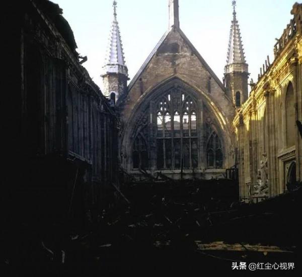 二戰德國空襲下戰火中的英國倫敦