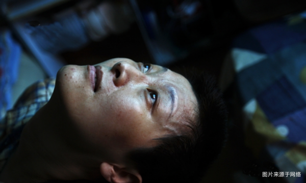 “冰桶挑戰”狂歡背後,20萬漸凍人,正在被慢慢“埋葬” “冰桶挑戰”狂歡背後,20萬漸凍人,正在被慢慢“埋葬”