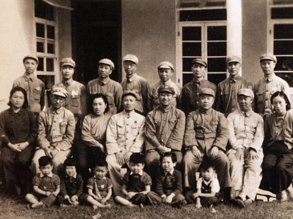 毛主席作報告，陳賡卻突然衝上臺，原因讓料事如神的主席也想不到