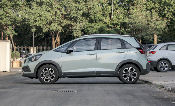 十萬左右的“高質量”車型盤點，兩款國產一款合資，均很適合家用