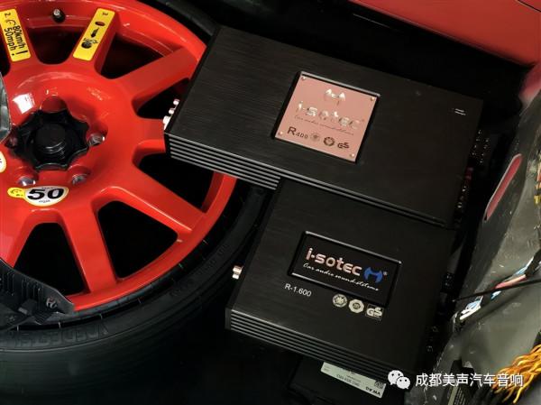 保時捷MACAN音響改裝艾索特RE165.3“聲”價不菲 保時捷MACAN音響改裝艾索特RE165.3“聲”價不菲