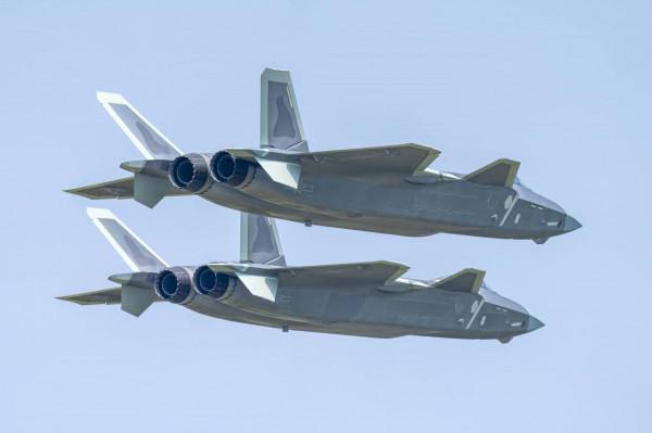 雙座型殲20S試飛,是教練機還是攻擊機?簡單分析其將扮演的角色 雙座型殲20S試飛,是教練機還是攻擊機?簡單分析其將扮演的角色