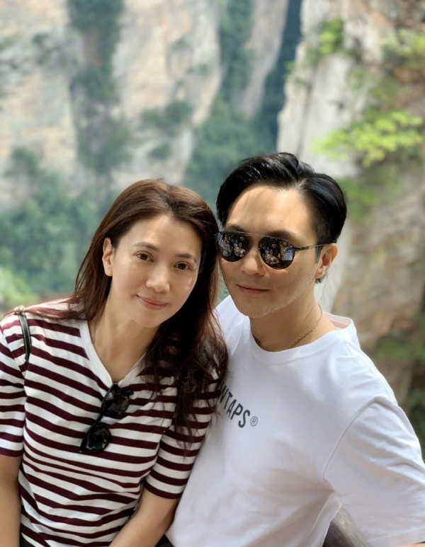 港臺明星扎堆定居內地,靠吃老本、賣情懷的他們又能走多遠? 港臺明星扎堆定居內地,靠吃老本、賣情懷的他們又能走多遠?