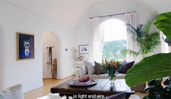 吸血鬼日記女主豪宅首曝光!室內裝修意外簡潔,網友:很有品味 吸血鬼日記女主豪宅首曝光!室內裝修意外簡潔,網友:很有品味