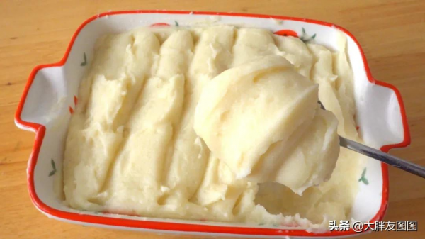 比冰淇淋絲滑，比奶油醇香100倍，土豆這樣吃真是絕了