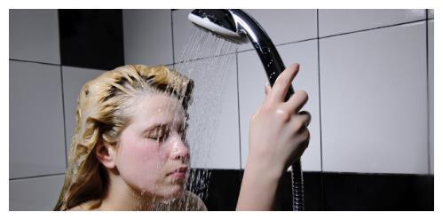 多出汗能解酒?其實,常年喝酒的人,做好3件事,或比出汗更有用 多出汗能解酒?其實,常年喝酒的人,做好3件事,或比出汗更有用