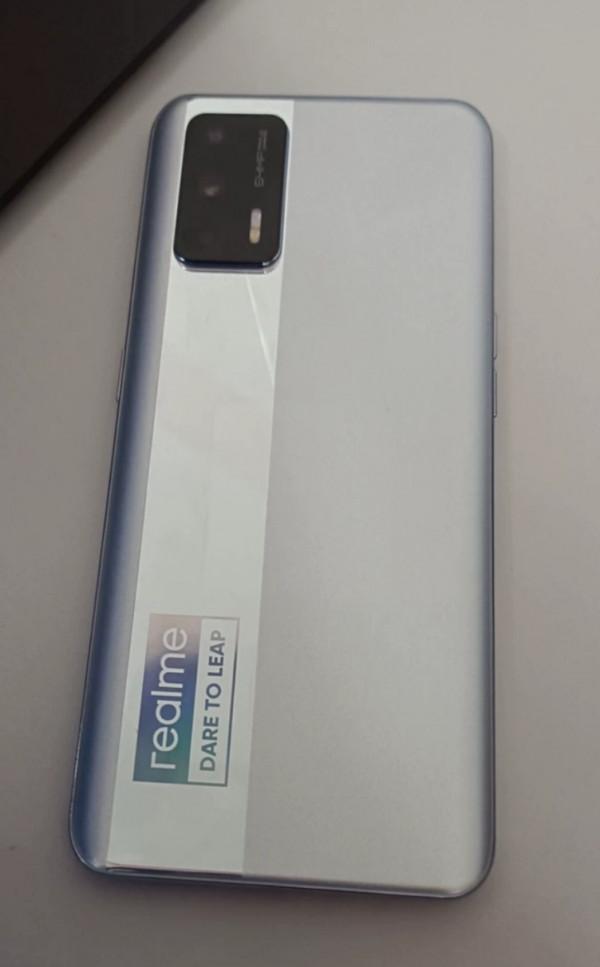 又一款聯發科天璣晶片手機