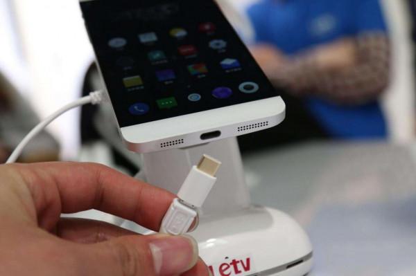 盤點曾經紅極一時卻又快速隕落的手機品牌,用過一半以上都是狠人 盤點曾經紅極一時卻又快速隕落的手機品牌,用過一半以上都是狠人