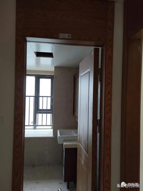 辣眼睛！四新國博新城·華江府裝修貨不對板