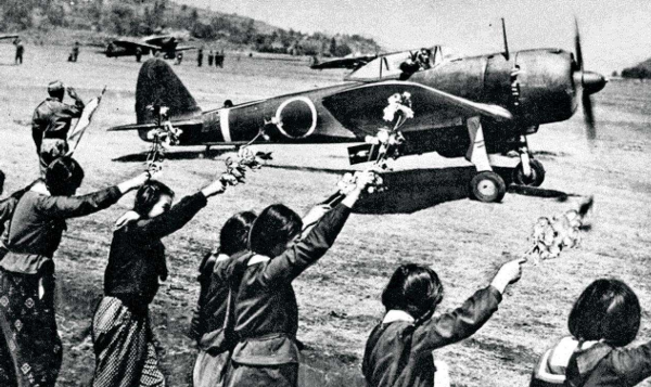 迴天魚雷：二戰時日本的奇葩傑作，載人操控卻把艙門都給你焊死？