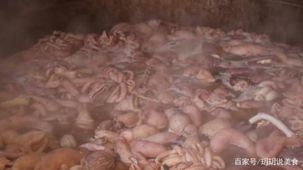 河南四兄弟合夥賣小吃，30年沒分家一天賣40只，過年要賣200只