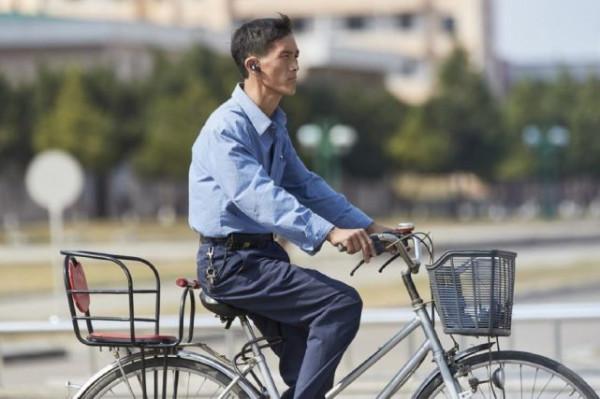 朝鮮觀察,朝鮮男人的覺得時髦的打扮 朝鮮觀察,朝鮮男人的覺得時髦的打扮