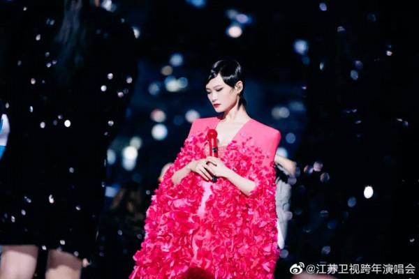 今年的跨年晚會你看了嗎?盤點各大衛視2022跨年晚會 今年的跨年晚會你看了嗎?盤點各大衛視2022跨年晚會