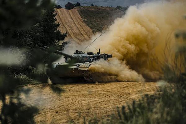 王傑部隊“陸戰猛虎突擊營”報告：霸氣迎虎年！