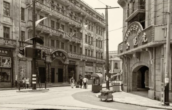 範紀曼:潛伏敵營19年,做過毛人鳳上司,臨刑前用一木板逃出生天 範紀曼:潛伏敵營19年,做過毛人鳳上司,臨刑前用一木板逃出生天