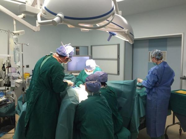 什麼情況下用超聲波檢查？它的優勢是什麼？是否能診斷胃癌腸癌？