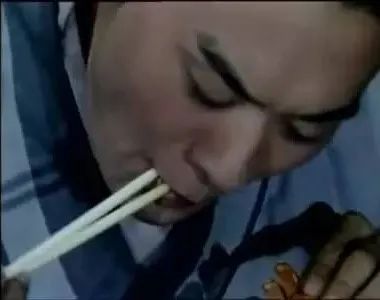 紅樓中秋：欄杆數到十三根