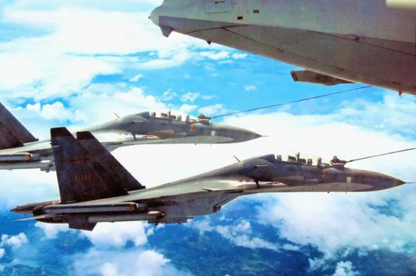 重磅!運油-20首現臺海,解放軍“遠征型空軍”引起島內震動 重磅!運油-20首現臺海,解放軍“遠征型空軍”引起島內震動