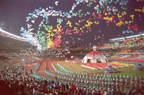 1921-2021，中國重要的一百個瞬間