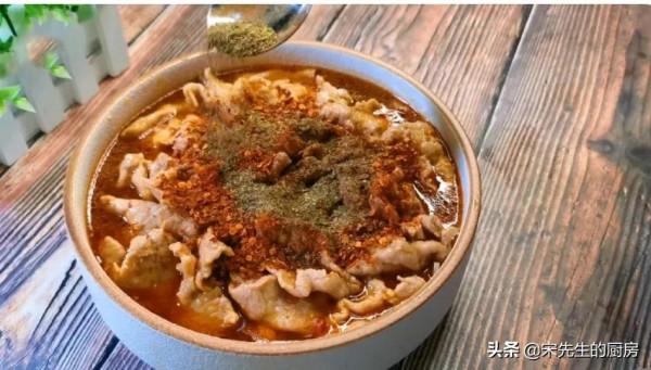 今天分享幾個小技巧~讓你做的水煮肉片也和外面飯點一樣口感嫩滑 今天分享幾個小技巧~讓你做的水煮肉片也和外面飯點一樣口感嫩滑