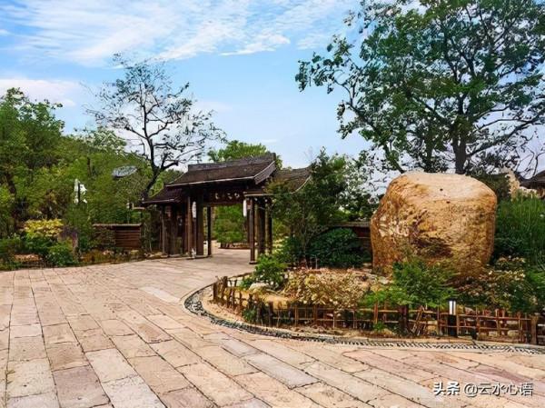 蘇軾的一首禪詩，想象豐富，禪意濃濃，更令人深受啟迪