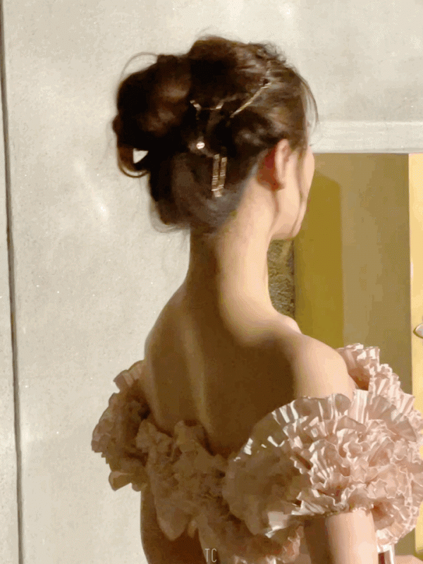 劉詩詩的這組照片真的絕了！仿若畫中來