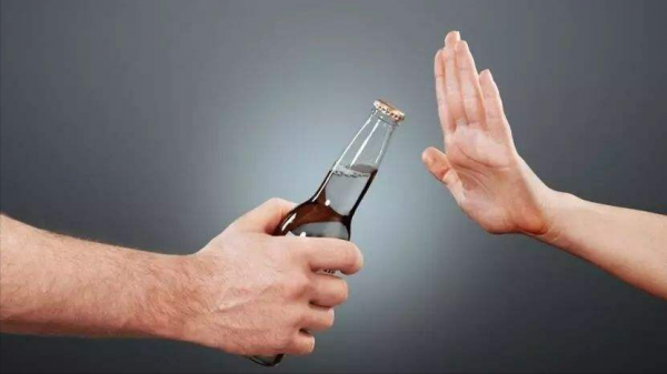 痛風不痛就是病好了嗎？這3個降尿酸的方法，可能比吃藥都有效