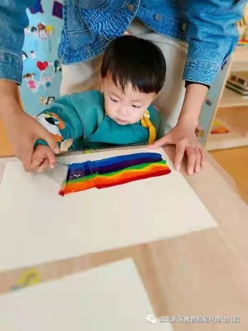 享受藝術、快樂成長！星月灣幼兒園美術特色活動