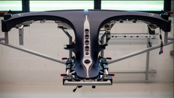 布加迪Chiron官圖曝光 最大輸出功率可達1570馬力/峰值扭矩驚人