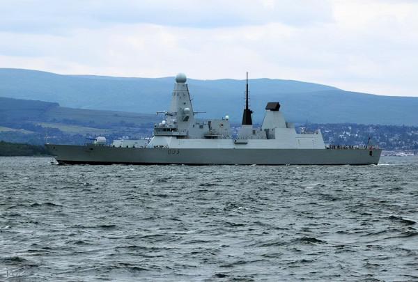 三個訊息傳來，英驅逐艦又停擺了，美國得了“高超音速焦慮症”？