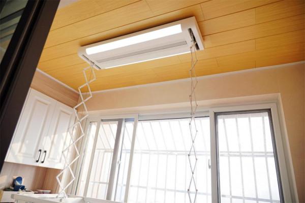 售價1699元，小米上線全新晾衣神器，帶加熱烘乾哦