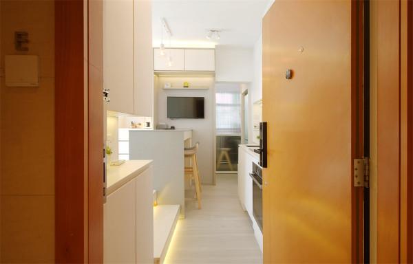 香港80後夫妻買下45㎡小家，搭起地臺將兩室變三室，網友：真的服