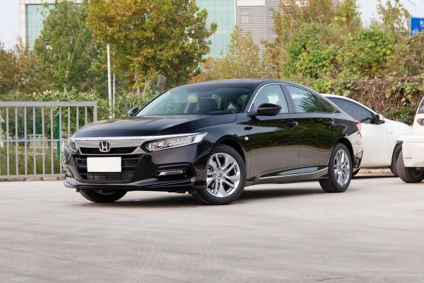 “精算師”奶爸花18萬買準新本田雅閣,檢測師:連保險槓都是原漆 “精算師”奶爸花18萬買準新本田雅閣,檢測師:連保險槓都是原漆