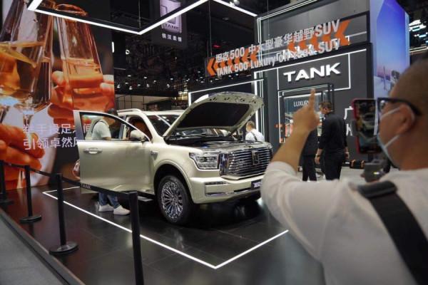 54臺全球首發車亮相廣州車展 新能源汽車更受觀眾追捧