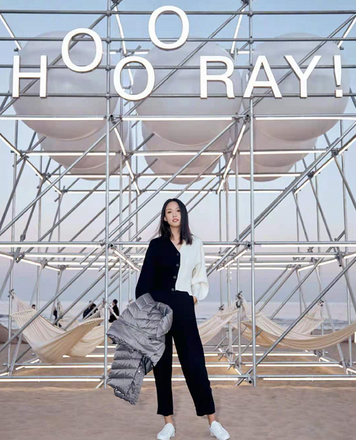 世界小姐張梓琳曬近照!二胎後腰臀比例太優越,穿黑裙盡顯高階範 世界小姐張梓琳曬近照!二胎後腰臀比例太優越,穿黑裙盡顯高階範