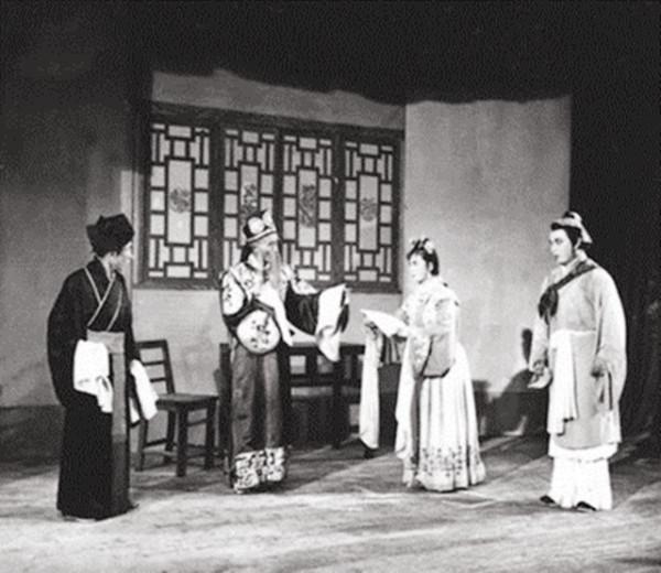 “七仙女”嚴鳳英墓地：一代宗師，黃梅戲開拓者，骨灰安葬於家鄉