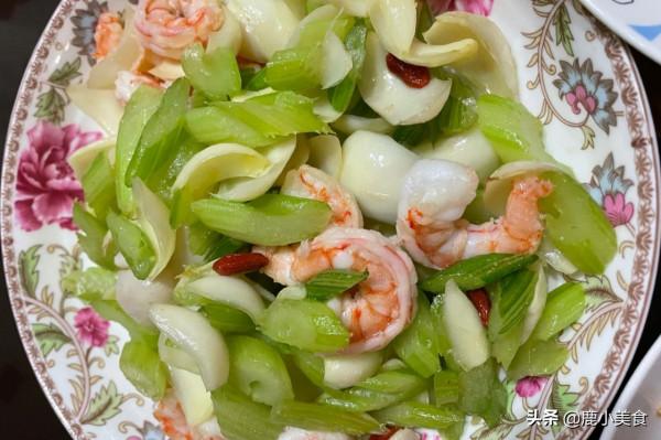 秋季乾燥,建議多吃這個“白色食物”,潤肺降燥營養,味道特鮮甜 秋季乾燥,建議多吃這個“白色食物”,潤肺降燥營養,味道特鮮甜