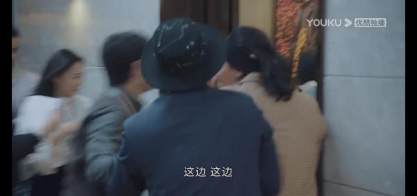 看了兩集《盛裝》，我心生感慨，國產劇都這麼拍，早追上美劇了