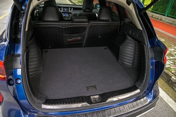 二手英菲尼迪QX50：25萬買中型豪華SUV，四缸堪比六缸穩