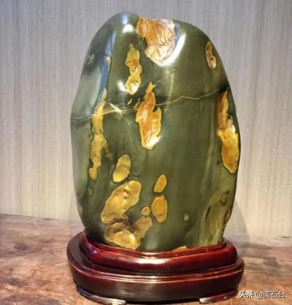 給你18塊奇石，憑藉自己眼光，請選出您心目中的三甲