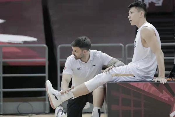 聚焦 | 首鋼教練團隊再升級 雅尼斯身邊這幾位都挺厲害 聚焦 | 首鋼教練團隊再升級 雅尼斯身邊這幾位都挺厲害