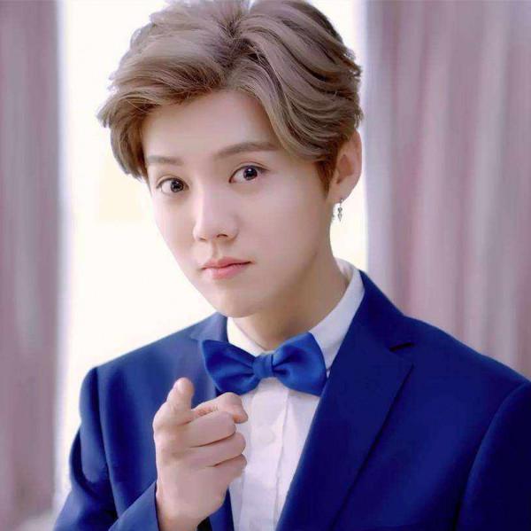 只有整容才能變臉？這些逆襲的男星，完美詮釋了“無痛變帥”