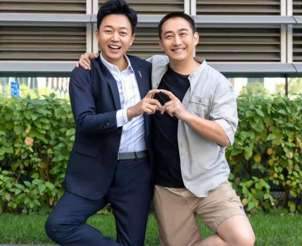 46歲梅婷新劇要大火!殺青照她穿襯衫美貌出眾,跟海清飆戲超期待 46歲梅婷新劇要大火!殺青照她穿襯衫美貌出眾,跟海清飆戲超期待