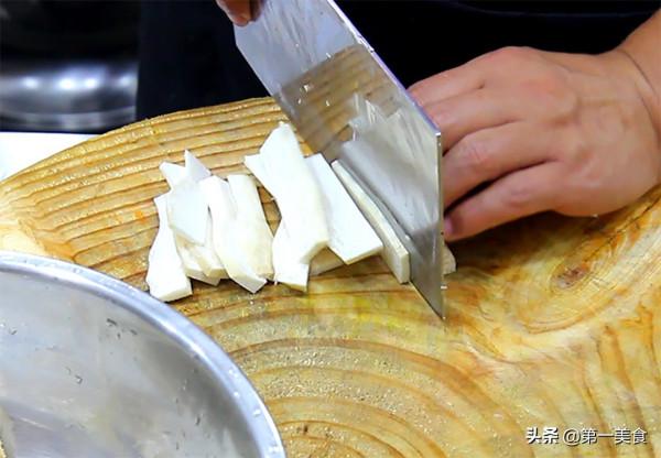 幹炒杏鮑菇這樣做才好吃，只要掌握這一點，口感嫩滑，鮮香入味