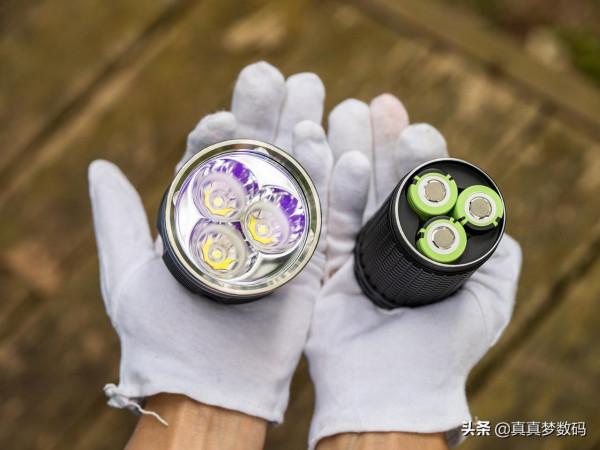 2021強光手電選購經驗 篇一:盤點我的高性價比強光手電筒 2021強光手電選購經驗 篇一:盤點我的高性價比強光手電筒