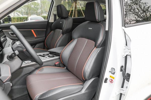 長安歐尚X7 PLUS：空間寬敞，配188馬力&plus;7DCT，配置豐富，適合家用