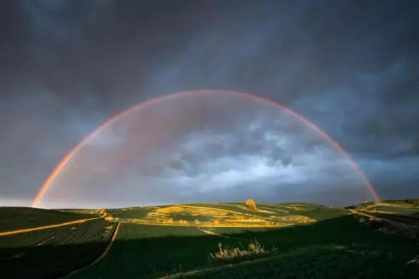 彩虹下的美景 彩虹下的美景